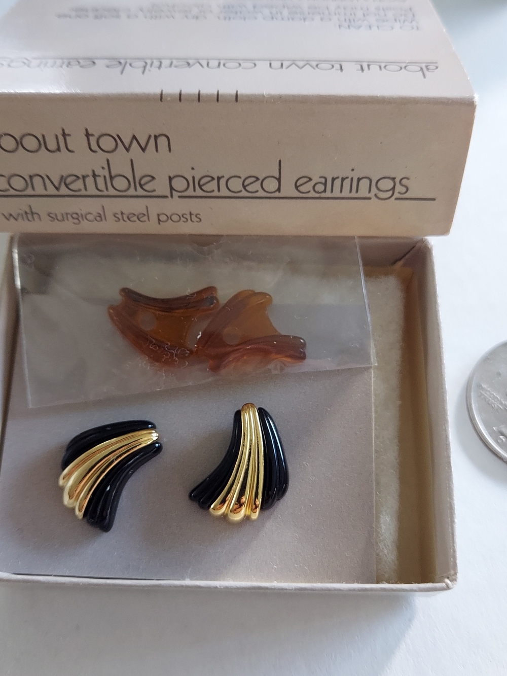 Vintage Avon About Town Convertible Pierced Earrings in Black/Brown and Gold -